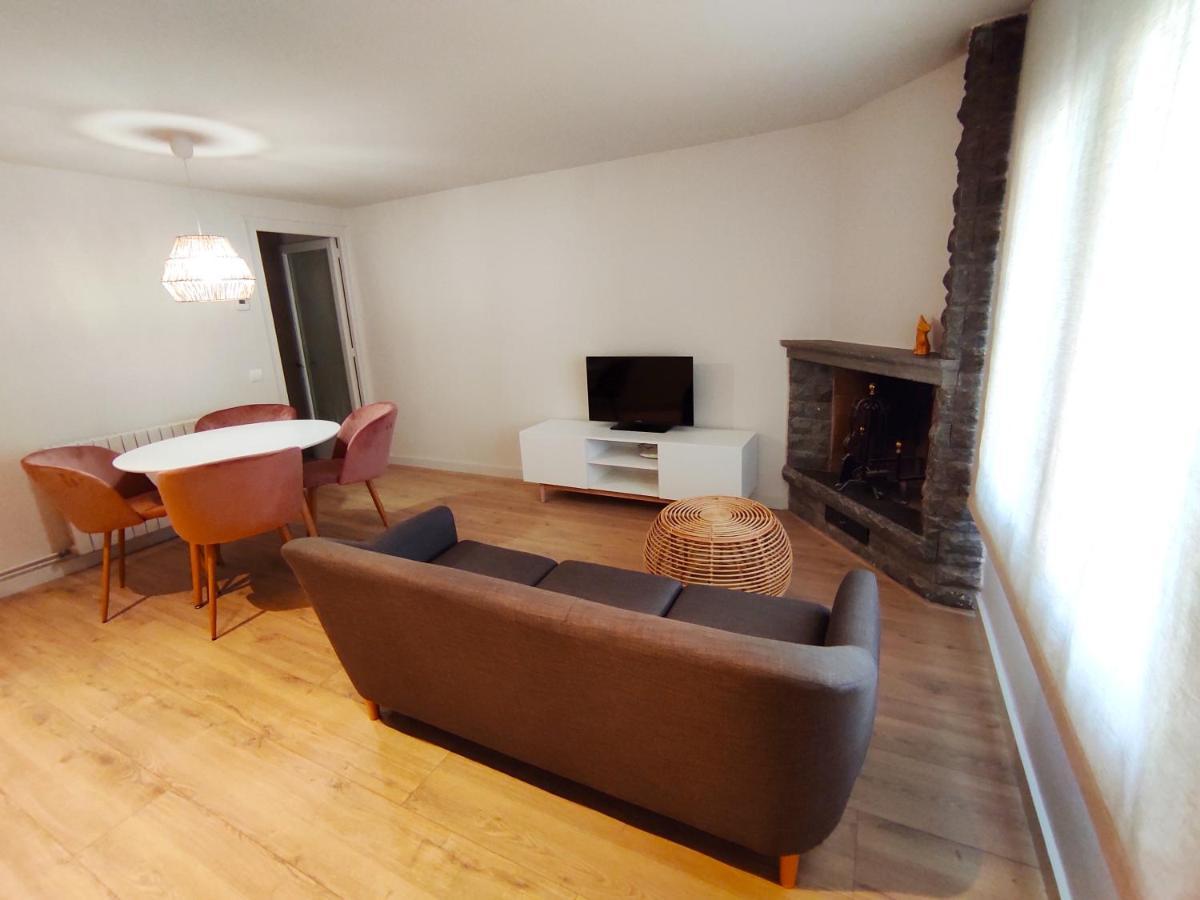 Ferienwohnung Flor De Lis Sant Hilari Sacalm Exterior foto
